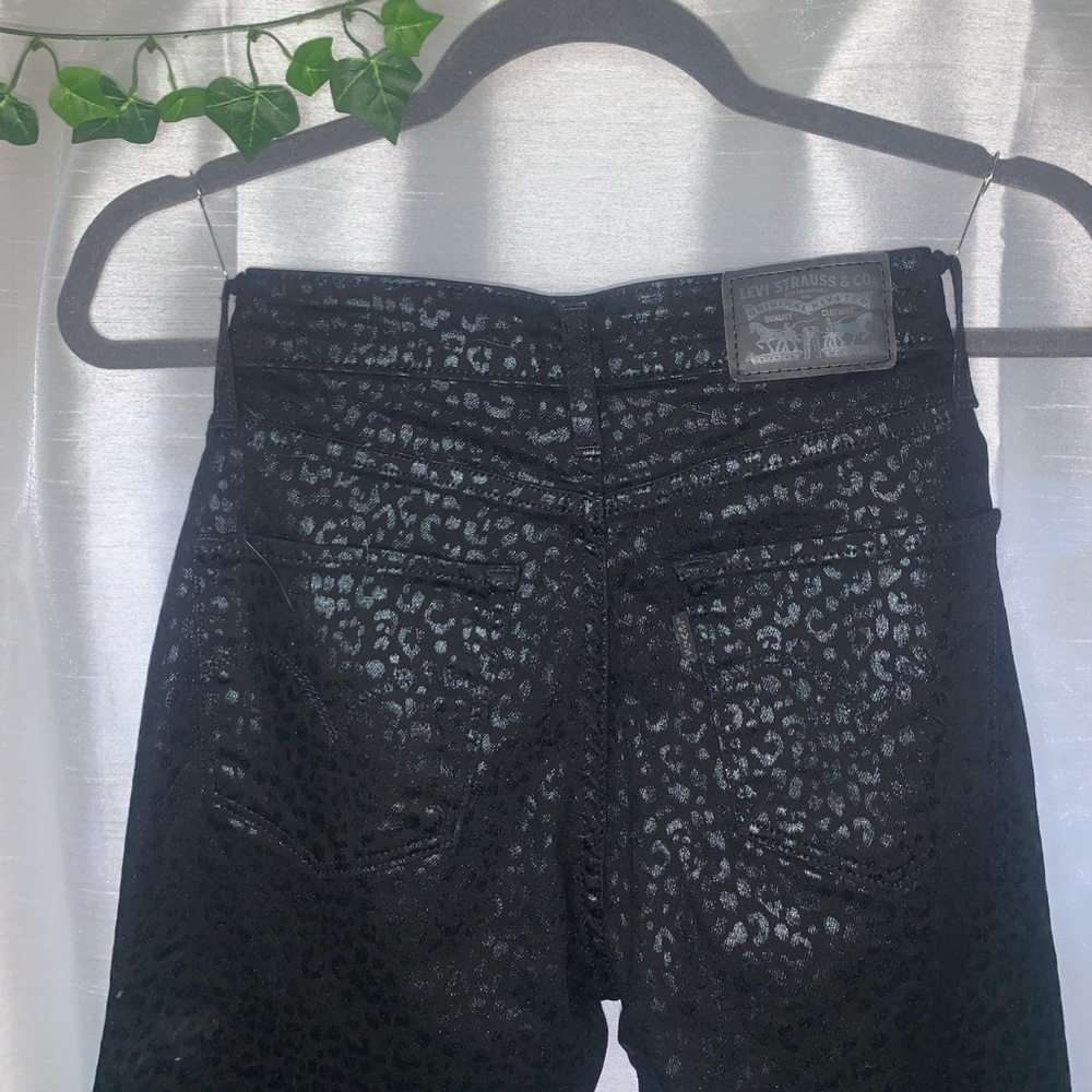 Levi High Rise Skinny Jeans with Cheetah Print